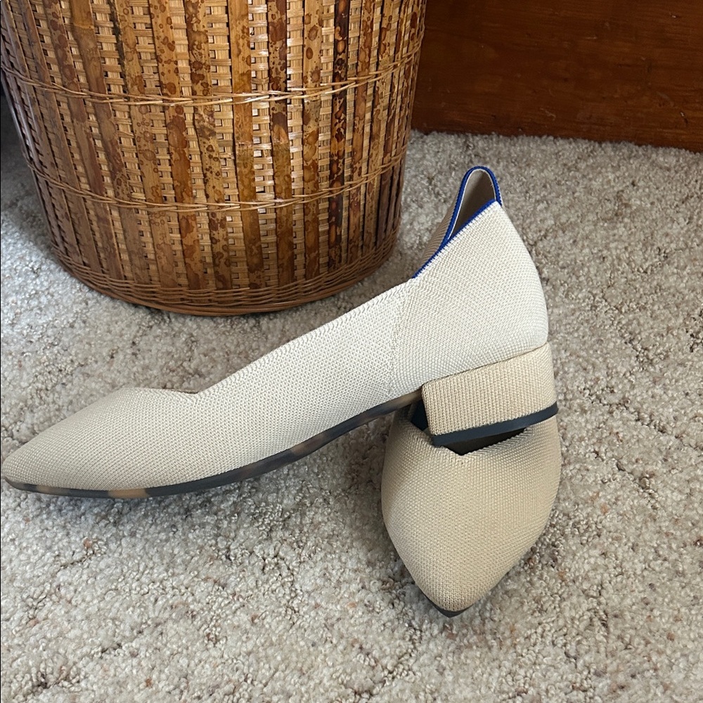 Rothy's Beige Womens high points